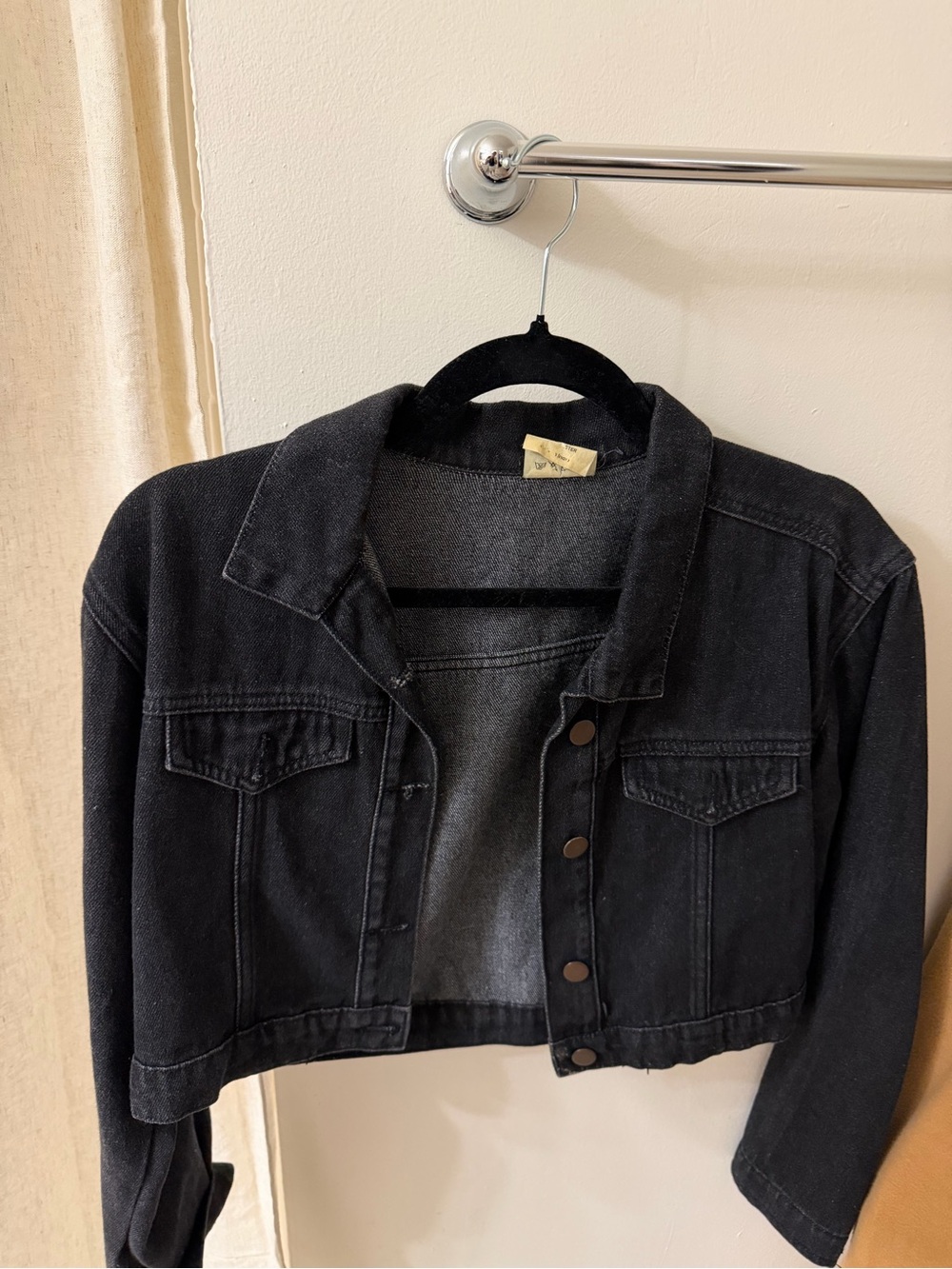 Cropped Black Denim Jacket - Classic Button Front